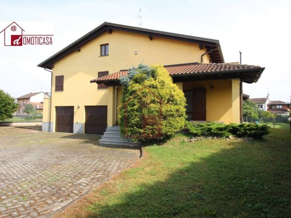 casa indipendente in vendita a Vinzaglio