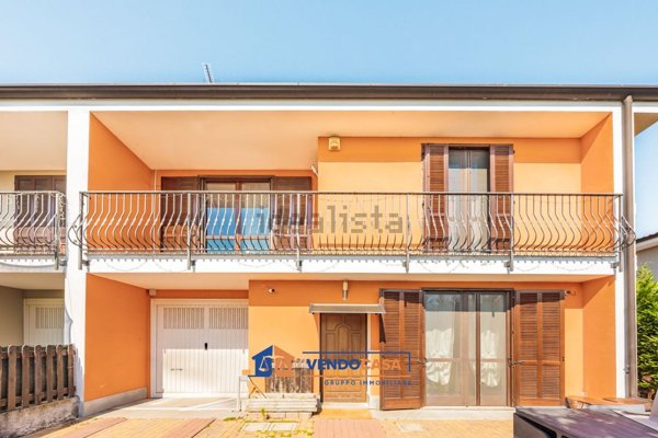 casa indipendente in vendita a Vinzaglio