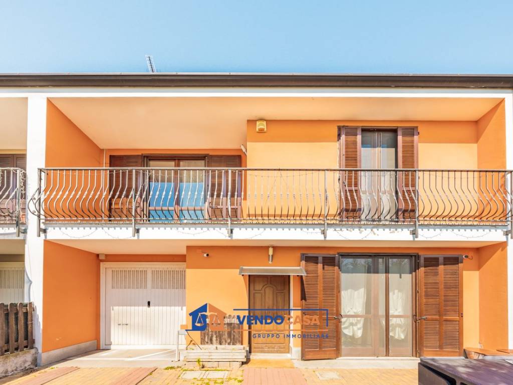 casa indipendente in vendita a Vinzaglio