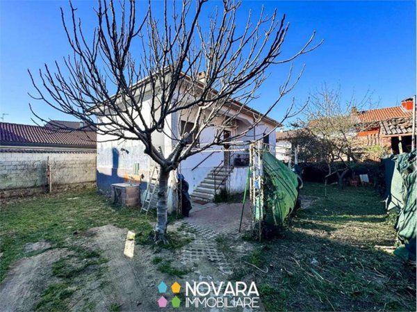 casa indipendente in vendita a Vinzaglio