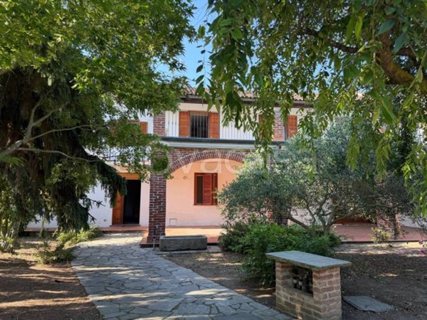 casa indipendente in vendita a Vinzaglio