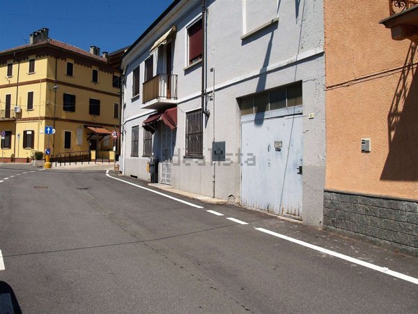 casa indipendente in vendita a Vinzaglio