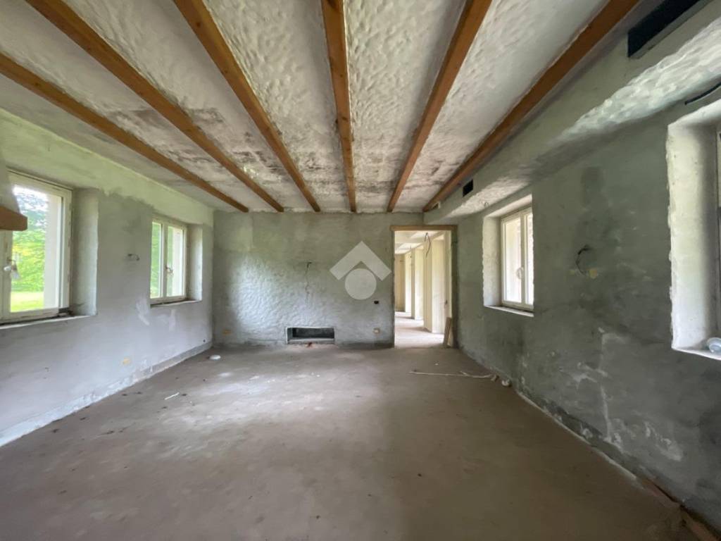 casa indipendente in vendita a Gattico-Veruno