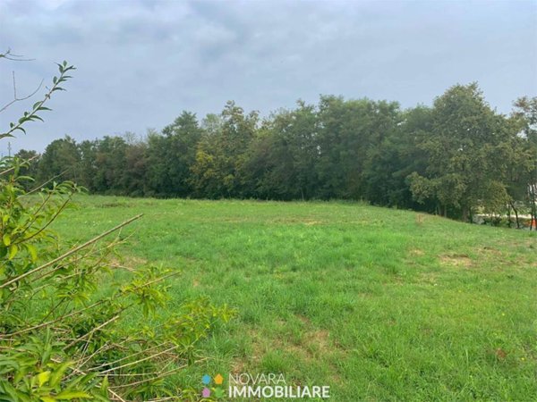 terreno edificabile in vendita a Gattico-Veruno in zona Maggiate Superiore