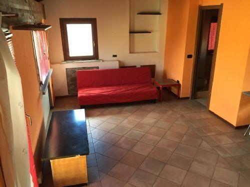 appartamento in vendita a Gattico-Veruno in zona Veruno