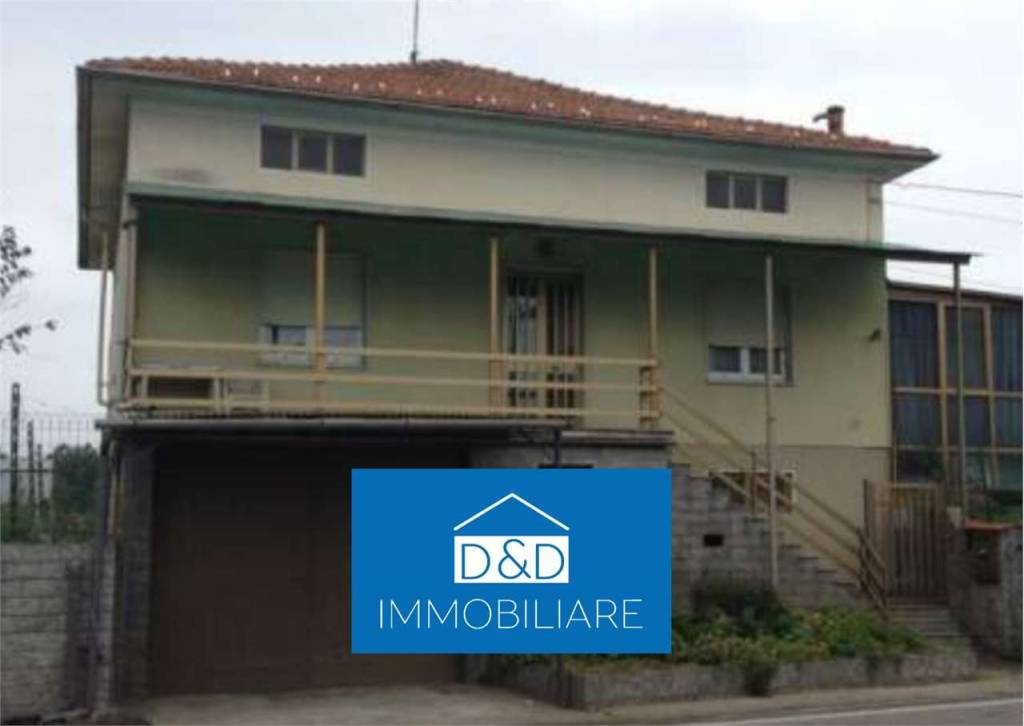 appartamento in vendita a Gattico-Veruno in zona Gattico