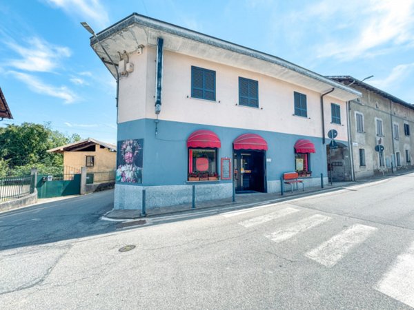 negozio in vendita a Gattico-Veruno in zona Veruno
