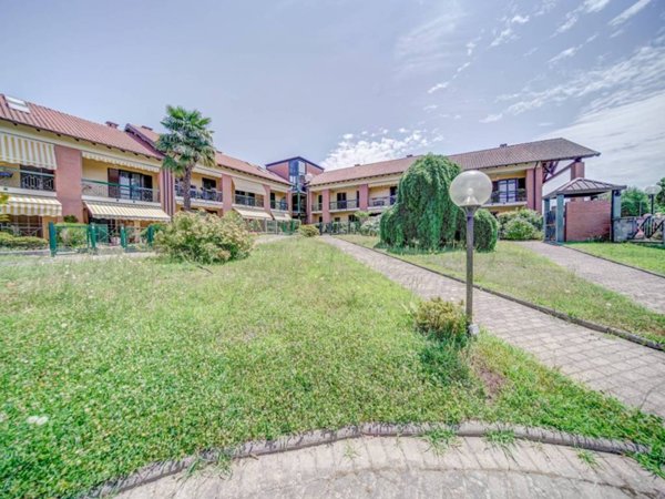 appartamento in vendita a Gattico-Veruno in zona Gattico