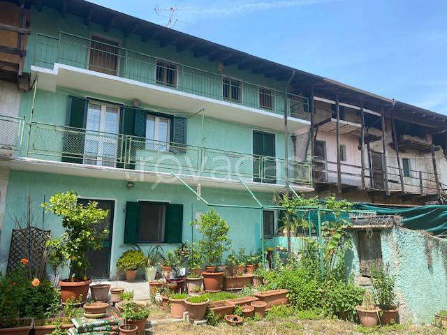 casa indipendente in vendita a Gattico-Veruno