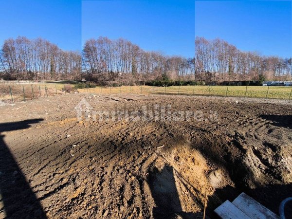 terreno edificabile in vendita a Gattico-Veruno in zona Gattico