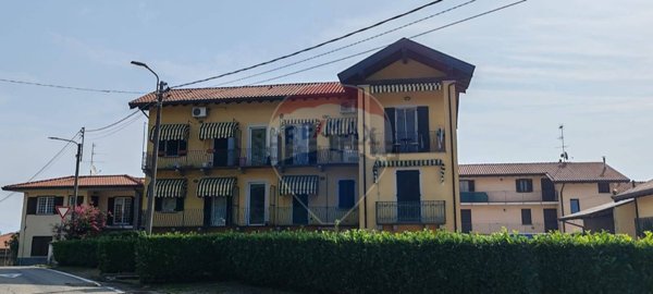 appartamento in vendita a Gattico-Veruno in zona Gattico