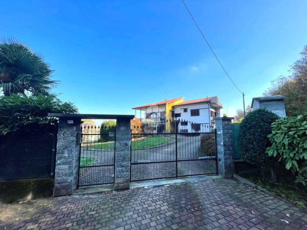 casa indipendente in vendita a Gattico-Veruno