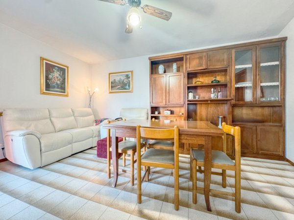 casa semindipendente in vendita a Gattico-Veruno in zona Gattico