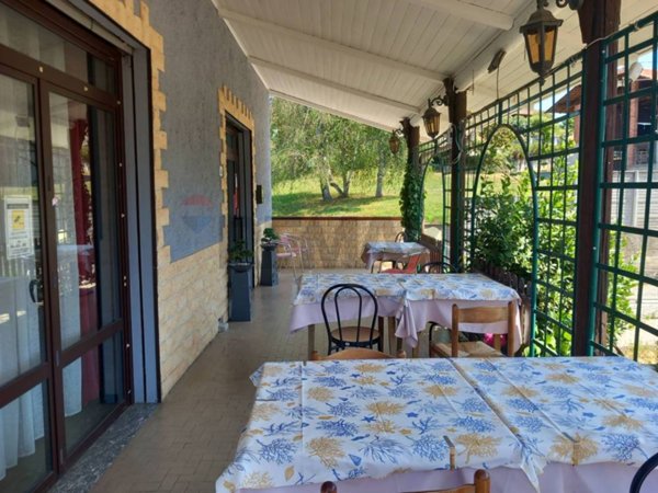 negozio in vendita a Gattico-Veruno in zona Gattico