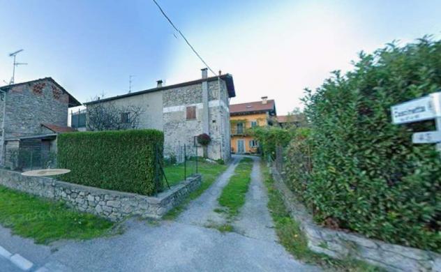 appartamento in vendita a Gattico-Veruno in zona Gattico