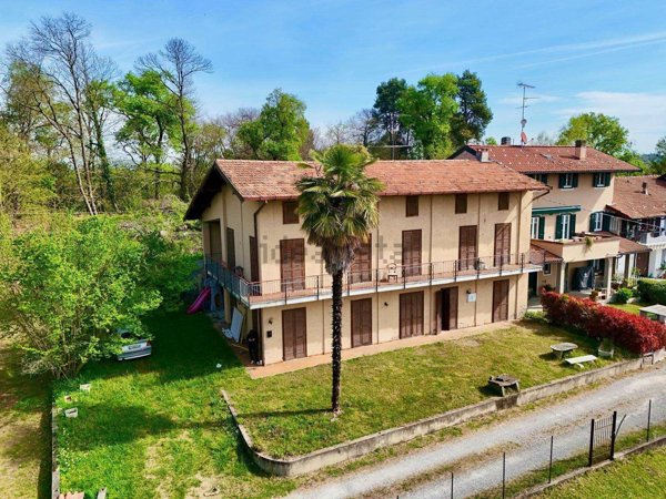 appartamento in vendita a Gattico-Veruno in zona Veruno