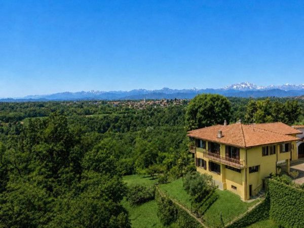 casa indipendente in vendita a Gattico-Veruno in zona Gattico