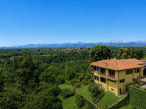 casa indipendente in vendita a Gattico-Veruno in zona Revislate