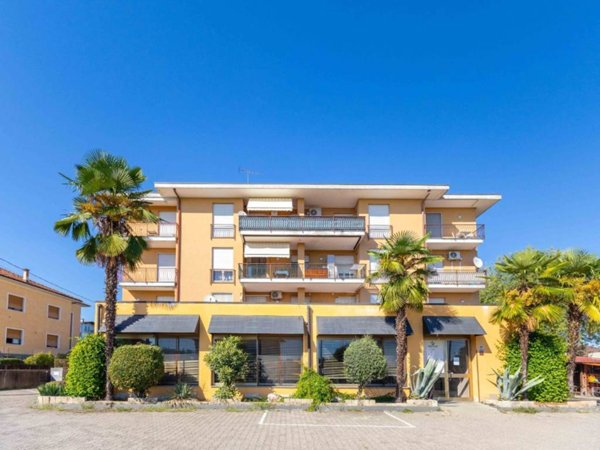 appartamento in vendita a Gattico-Veruno in zona Gattico