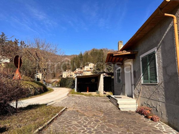casa indipendente in vendita ad Anghiari in zona Ponte alla Piera