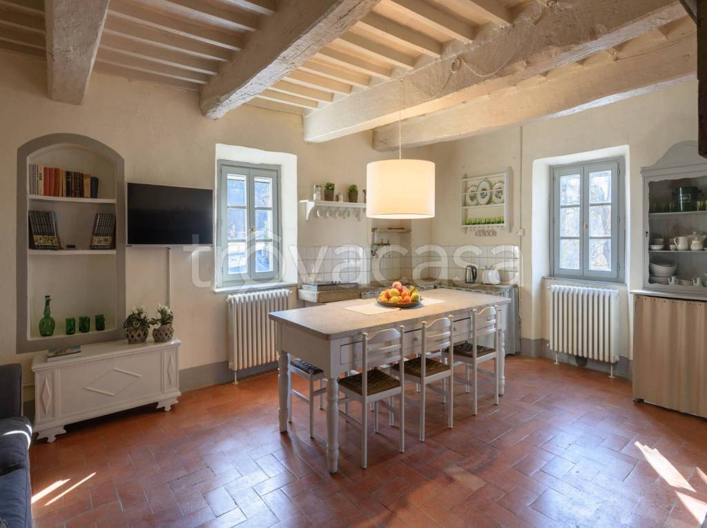 appartamento in vendita ad Anghiari in zona Scheggia