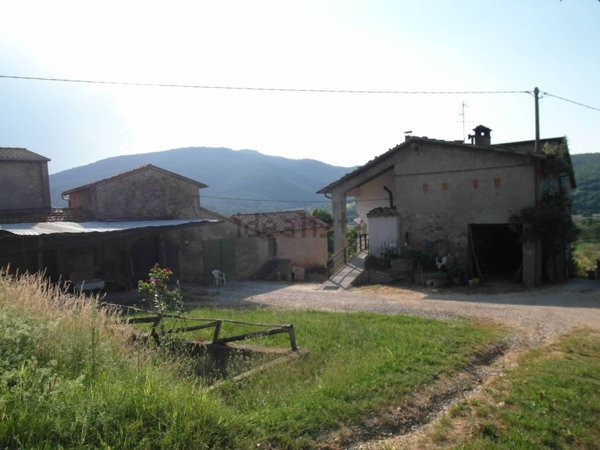 casale in vendita ad Anghiari