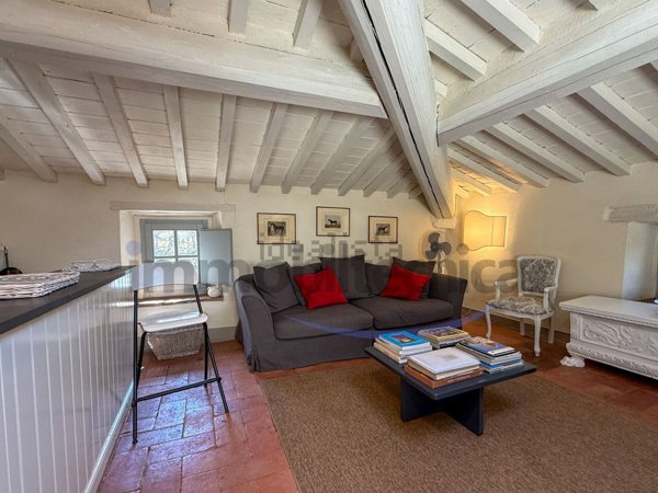 appartamento in vendita ad Anghiari in zona Scheggia