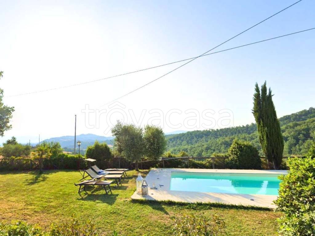 casa indipendente in vendita ad Anghiari in zona Catigliano