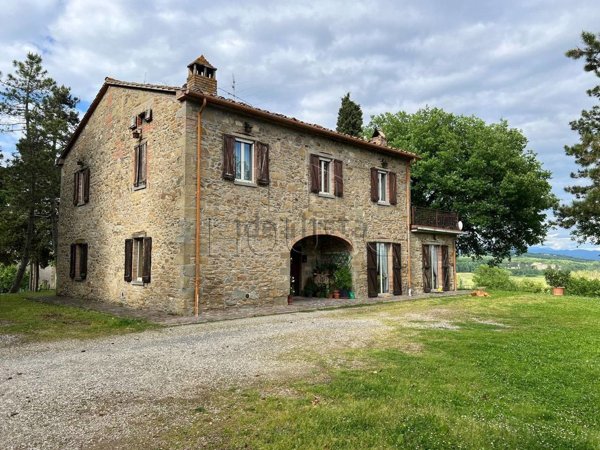 casale in vendita ad Anghiari