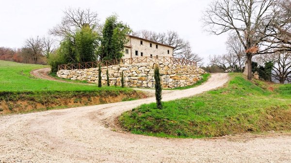 casale in vendita ad Anghiari