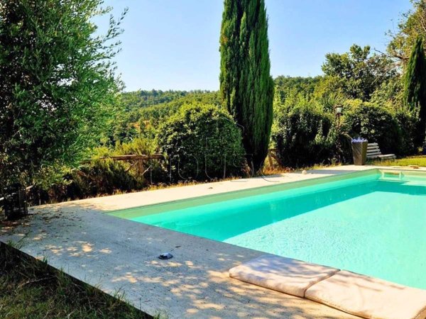 casa indipendente in vendita ad Anghiari in zona Catigliano