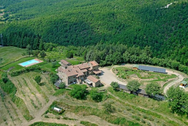 casa indipendente in vendita ad Arezzo in zona Olmo