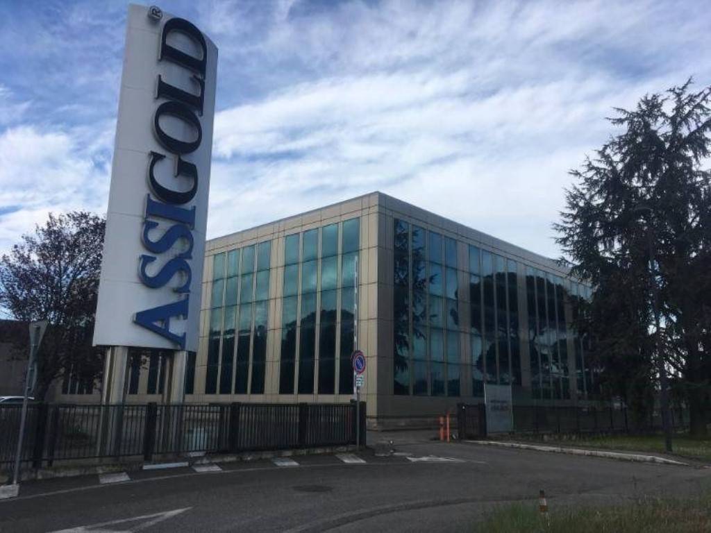 intera palazzina in vendita ad Arezzo in zona Fiorentina