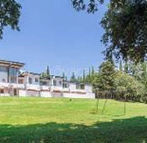 casa indipendente in vendita ad Arezzo in zona Ceciliano