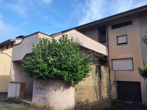 appartamento in vendita ad Arezzo in zona Pescaiola
