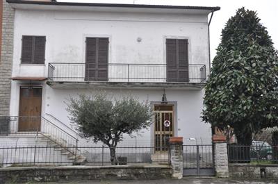 casa indipendente in vendita ad Arezzo