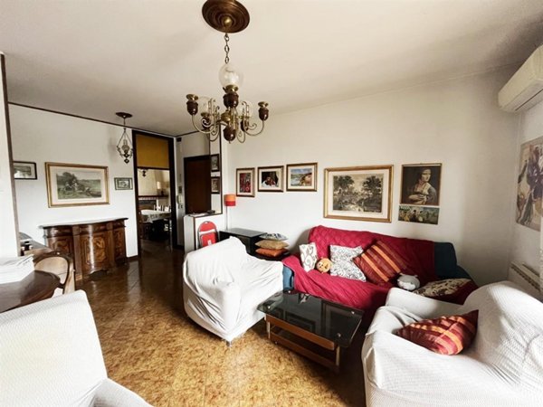 appartamento in vendita ad Arezzo in zona San Giuliano