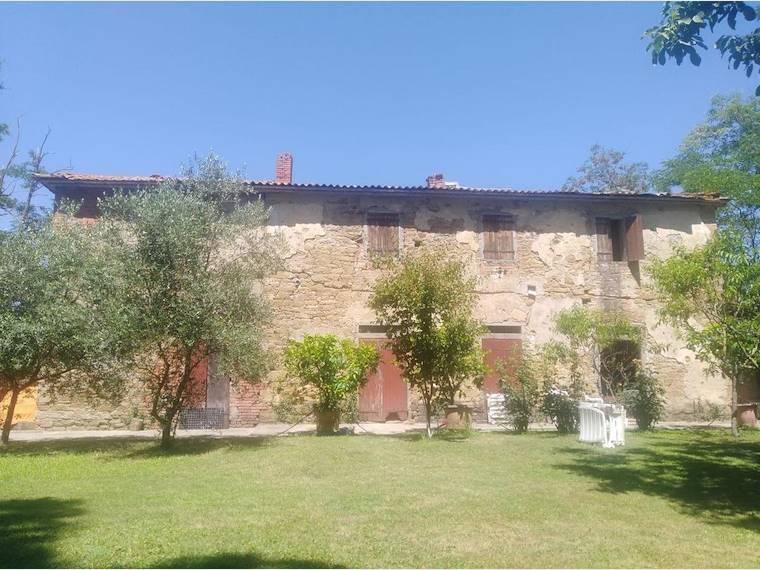 casa indipendente in vendita ad Arezzo in zona Rigutino