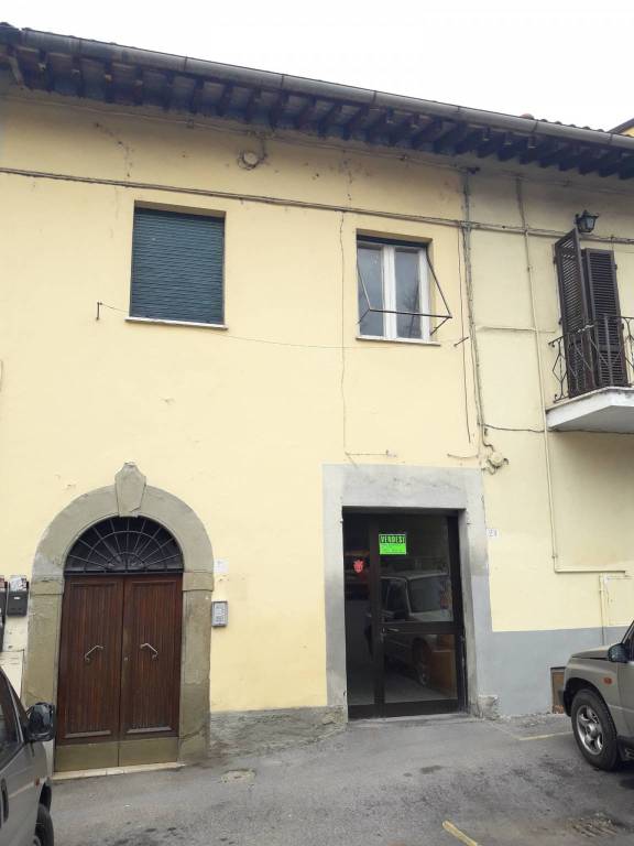 appartamento in vendita ad Arezzo in zona Olmo