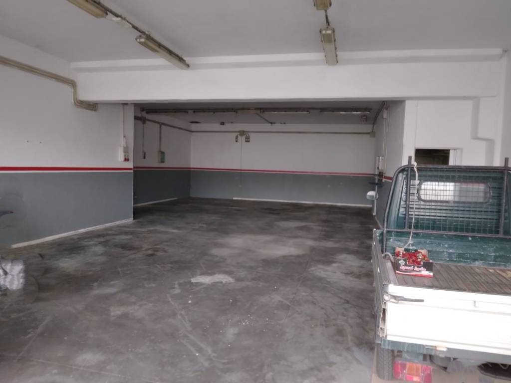 negozio in vendita ad Arezzo in zona Fiorentina