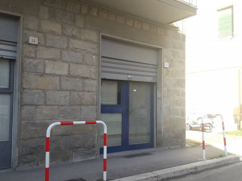 negozio in vendita ad Arezzo