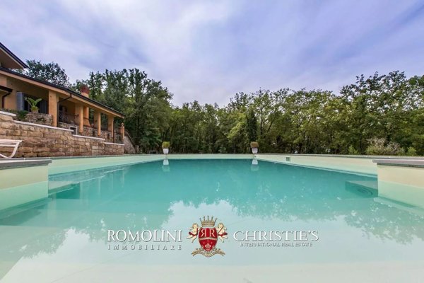 casa indipendente in vendita ad Arezzo