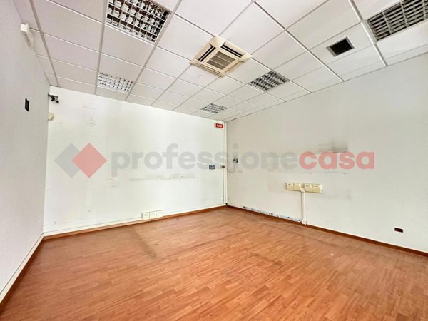 ufficio in vendita ad Arezzo in zona Centro Città