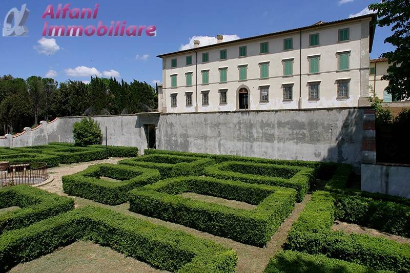 appartamento in vendita ad Arezzo in zona Quarata