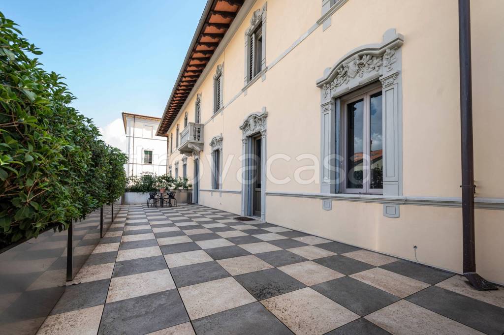 appartamento in vendita ad Arezzo in zona Vittorio Veneto