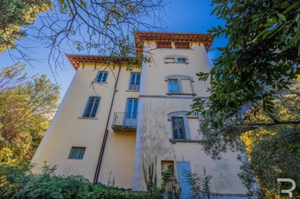 casa indipendente in vendita ad Arezzo in zona Olmo