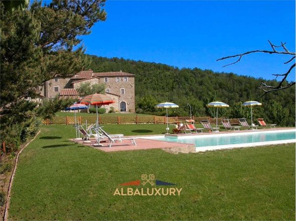 casa indipendente in vendita ad Arezzo in zona Molin Nuovo
