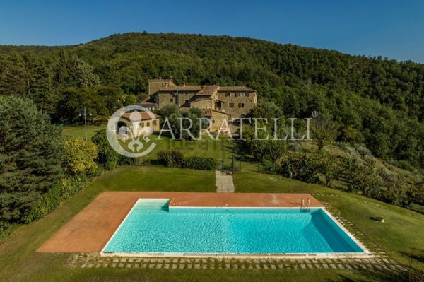 casa indipendente in vendita ad Arezzo