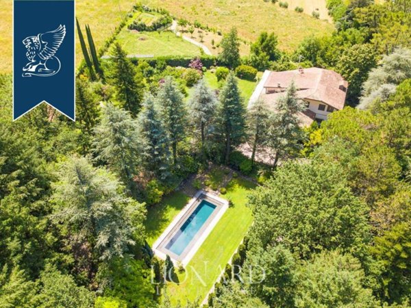 casa indipendente in vendita ad Arezzo