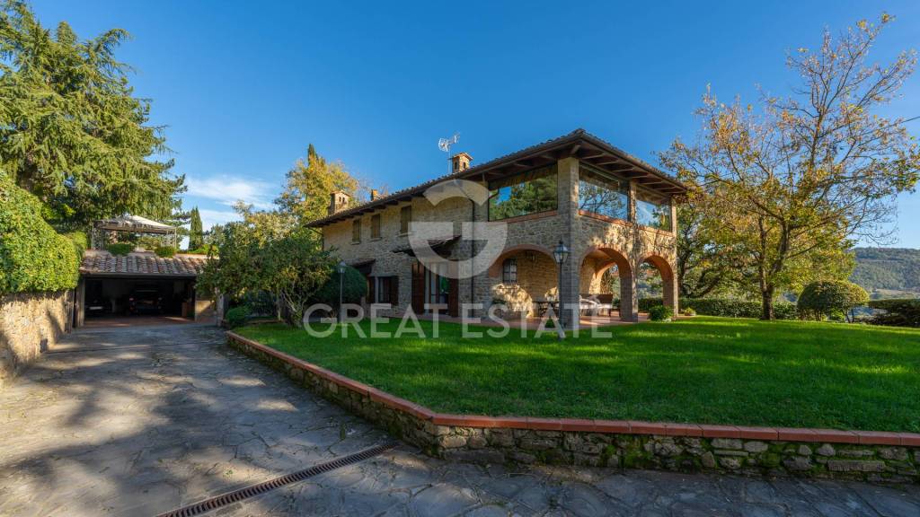 casa indipendente in vendita ad Arezzo in zona Chiassa-Tregozzano
